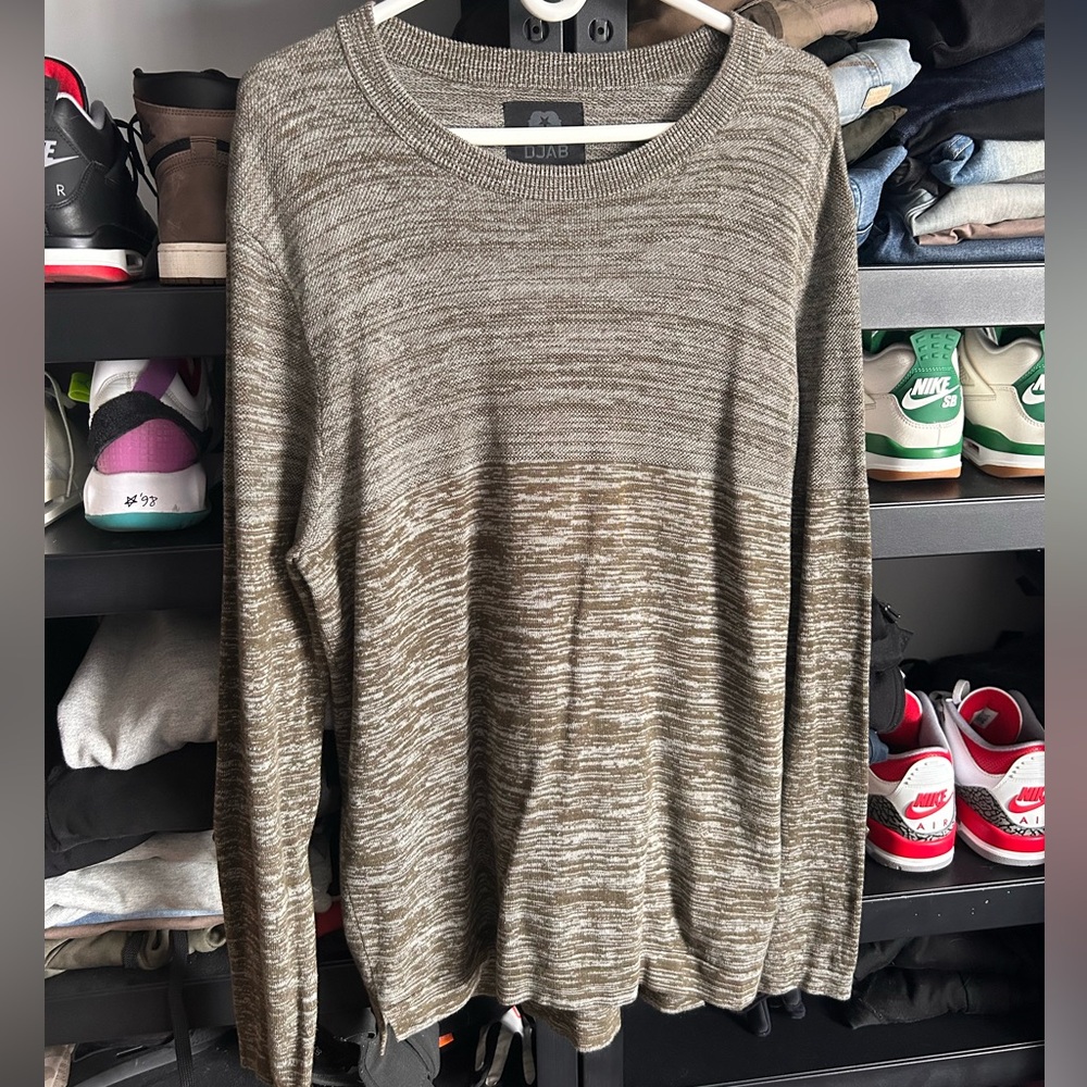 Djab sweather size Large